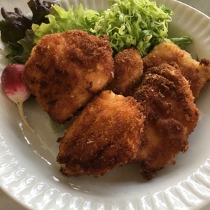 胸肉一枚がこのボリューム！　サクサクチキンカツ